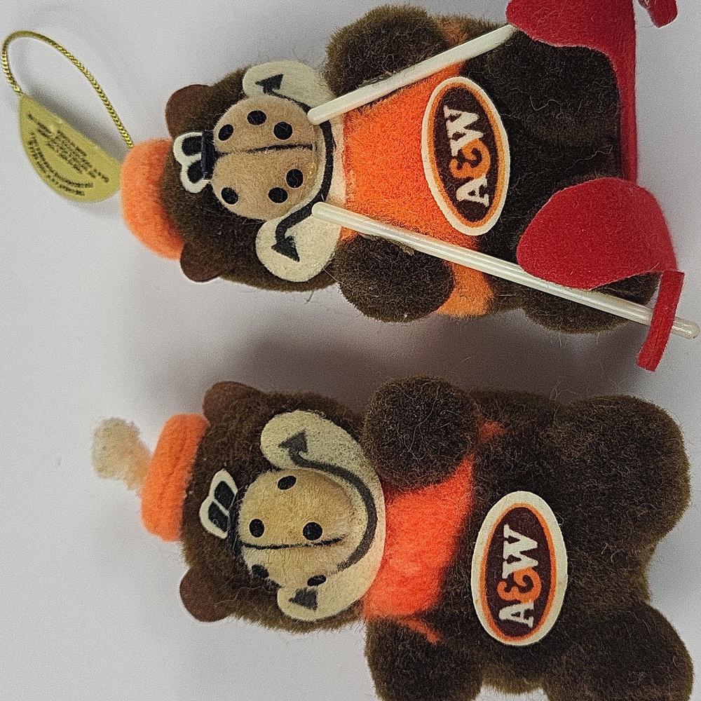 Vintage A&W Christmas Tree Ornaments Set